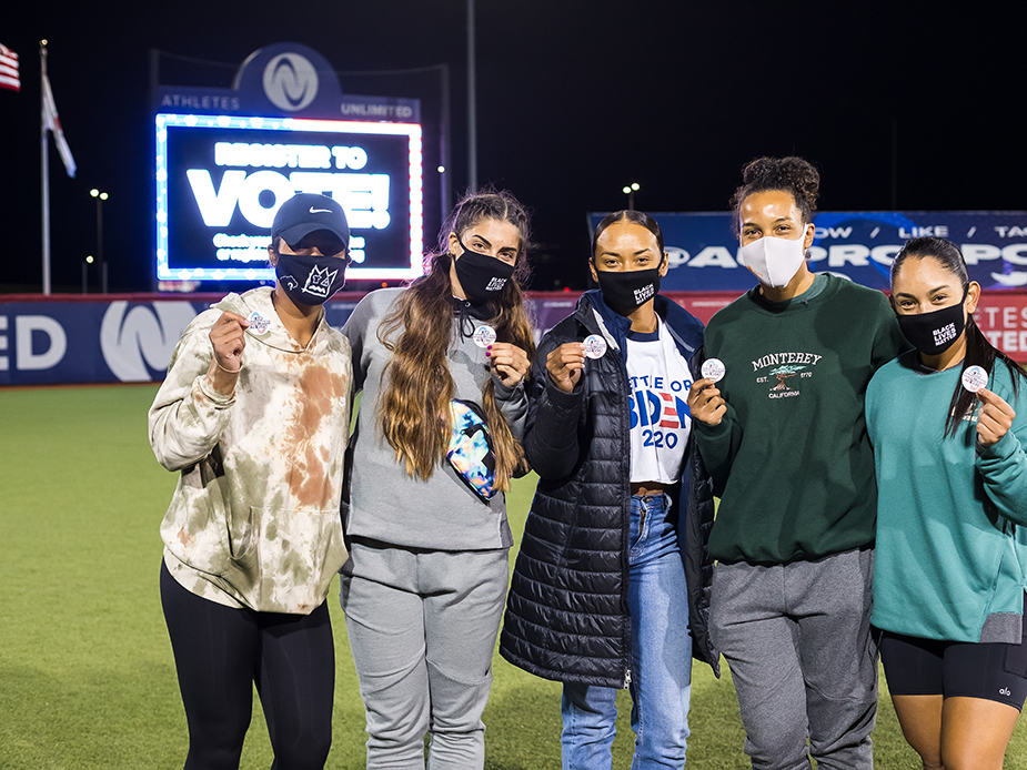 Aleshia Ocasio, Erika Piancastelli, Jazmyn Jackson, Ariana Williams, and Mandie Perez during a Friday Night Lights meeting on voting.