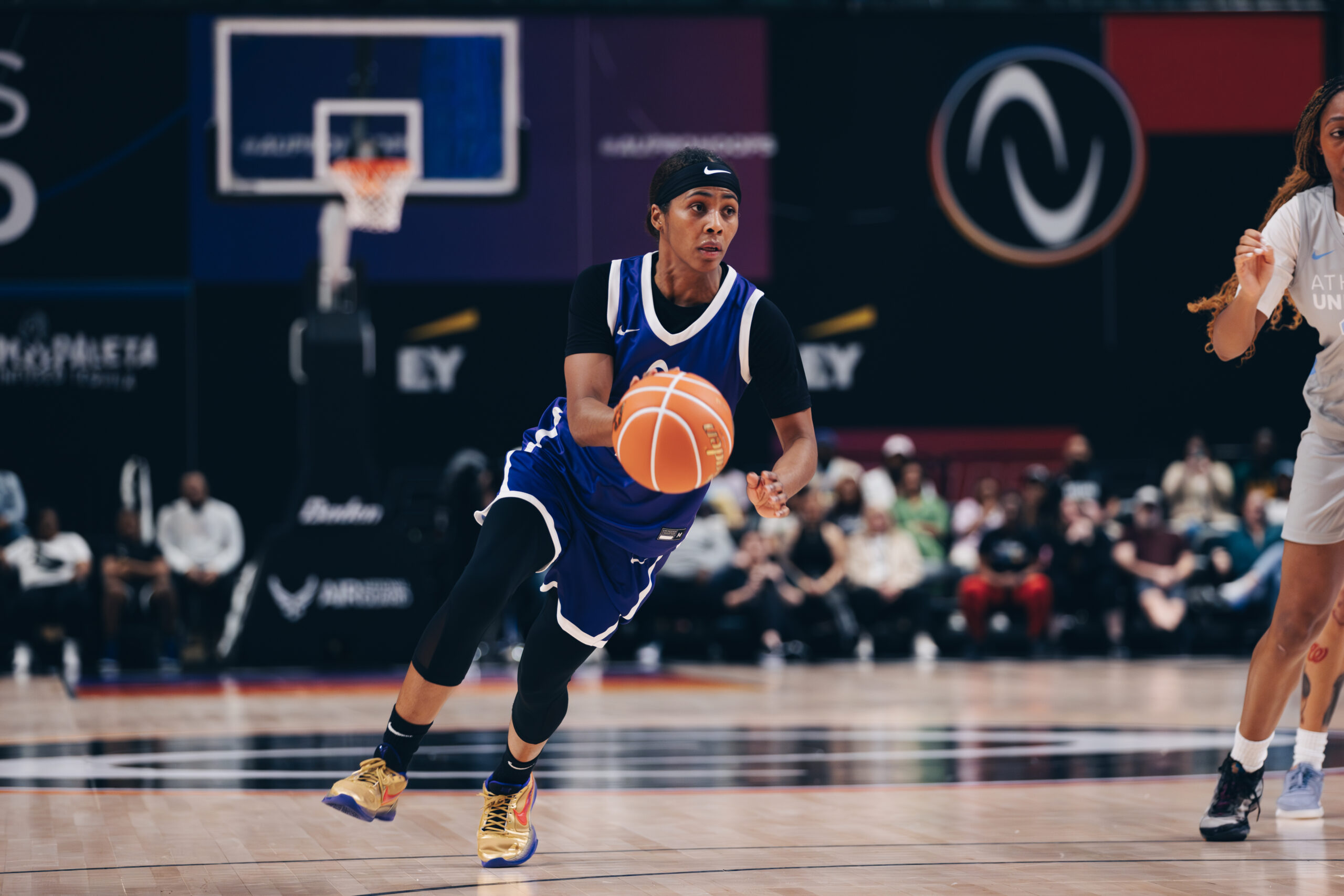 Sydney Colson Signs to Return for 2025 AU Pro Basketball Season