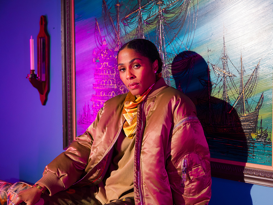 Sydney Colson Joins AU Pro Basketball Broadcast Team as League Debuts Fan-First Broadcast Experience