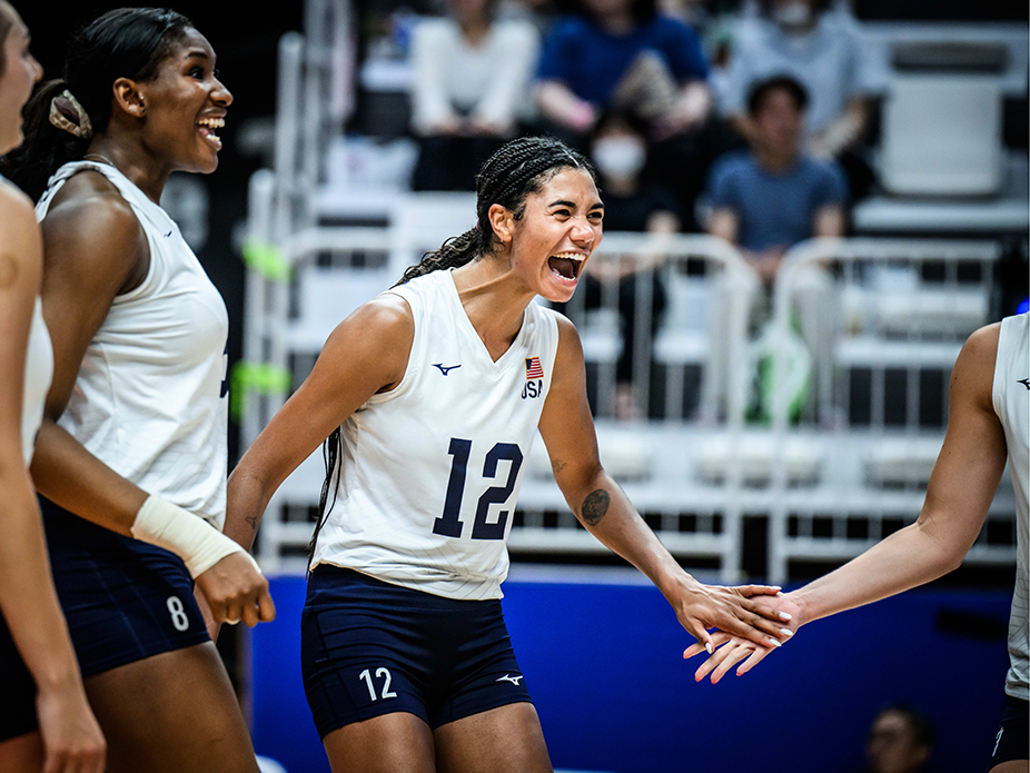 U.S. Women Knock Off No. 1 Italy During Perfect VNL Week
