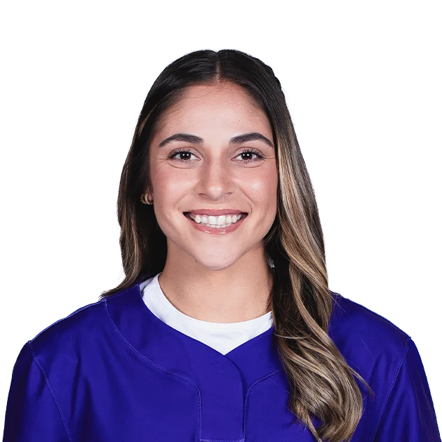 Headshot of Ciara Briggs