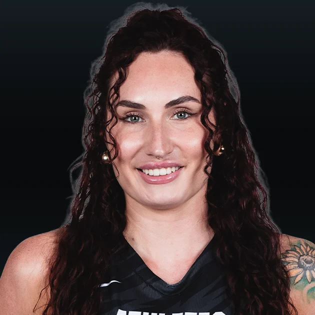 Headshot of Tessa Grubbs