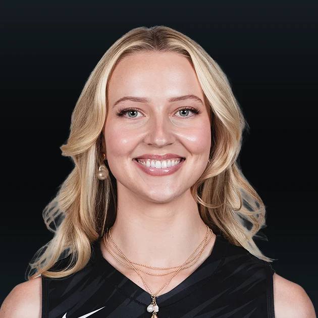 Headshot of Bella Bergmark