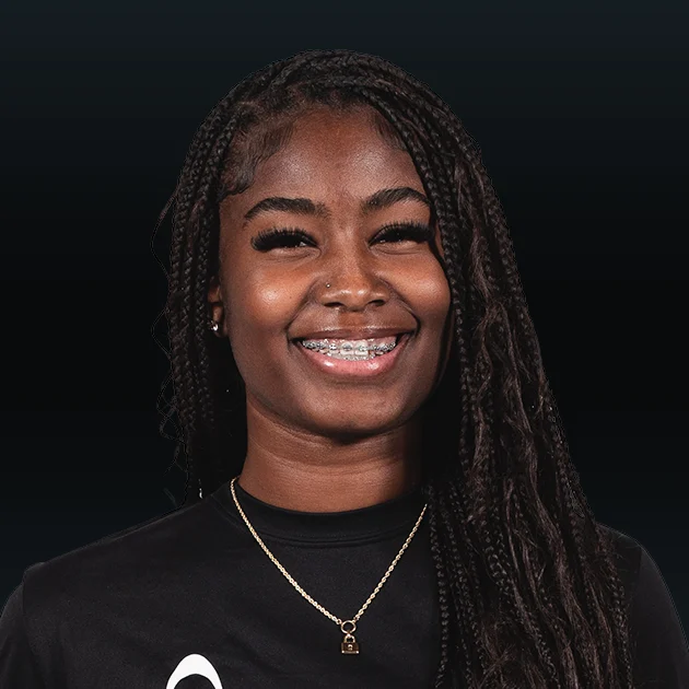 Headshot of Destinee Walker