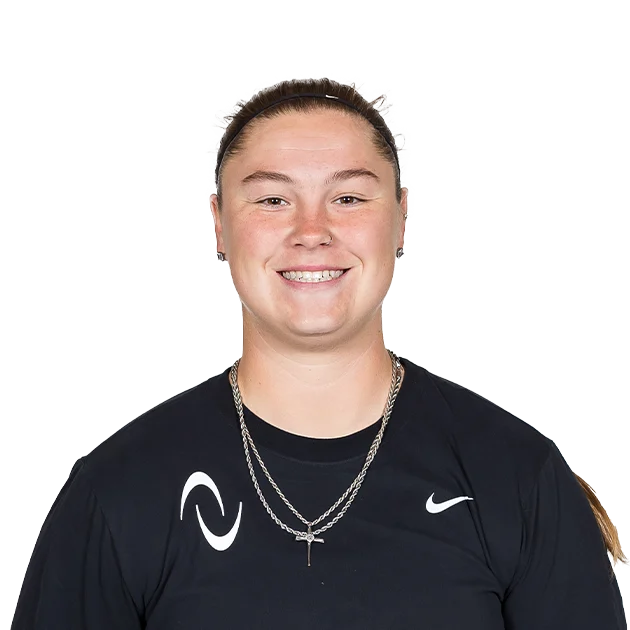 Headshot of Lilli Piper