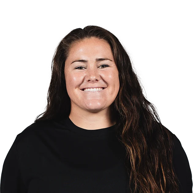 Headshot of Mia Davidson