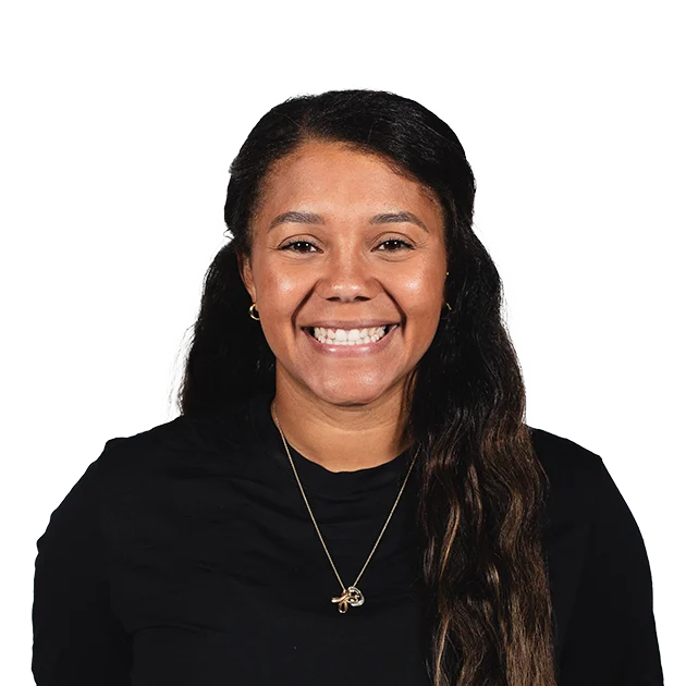 Headshot of Kelsey Stewart-Hunter