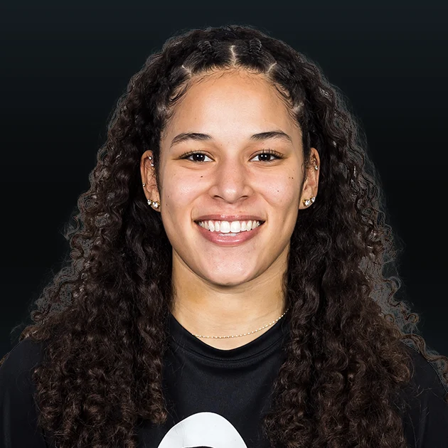 Headshot of Veronica Burton