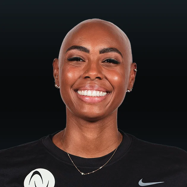 Headshot of Deja McClendon