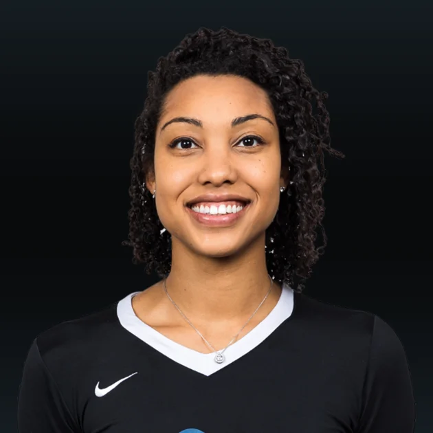 Headshot of Nia Grant