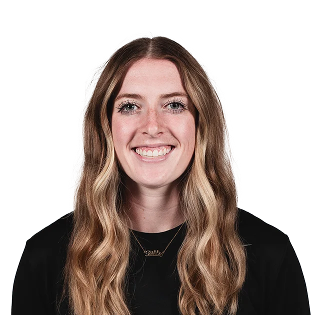 Headshot of Billie Andrews